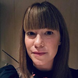 Meet your Posher, Mia